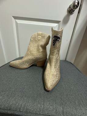 Atlanta Falcons Cuce Women's Crystal Ankle Cowgirl Boots